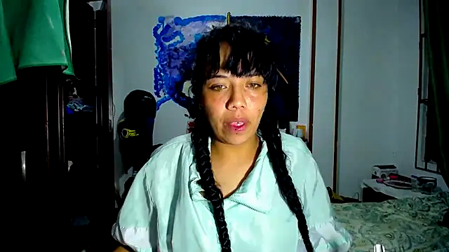 Snapshot of AmaraRoberts420 chatting on May 14, 2026, 1:57 am AmaraRoberts420 online show from May 14, 2026, 1:57 am