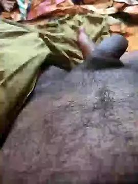 Sanjaymartin29 online show from December 6, 2024, 7:50 pm