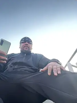 Dick 6inches online show from February 25, 2026, 2:12 am