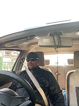 Dick 6inches online show from April 7, 2026, 2:24 am