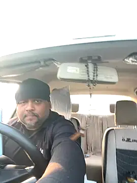 Dick 6inches online show from November 12, 2025, 2:37 am