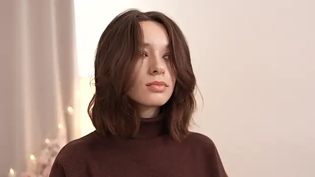 Snapshot of VivianLy_ chatting on February 21, 2025, 11:01 am VivianLy online show from February 21, 2025, 11:01 am