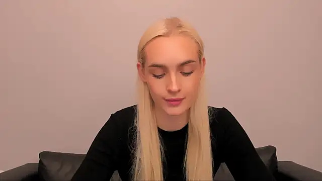 Snapshot of OliviaKisss chatting on November 28, 2025, 7:58 pm OliviaKisss online show from November 28, 2025, 7:58 pm