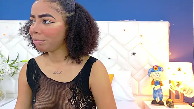 Tyra Kane online show from October 17, 2025, 5:11 am