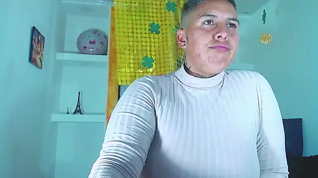 Yessi rousse online show from March 18, 2025, 8:16 pm