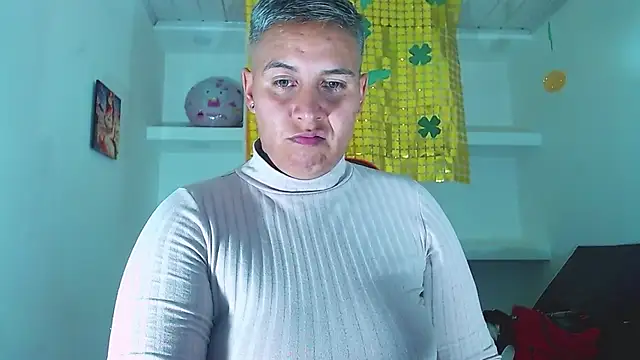 Yessi rousse online show from March 18, 2025, 12:39 pm