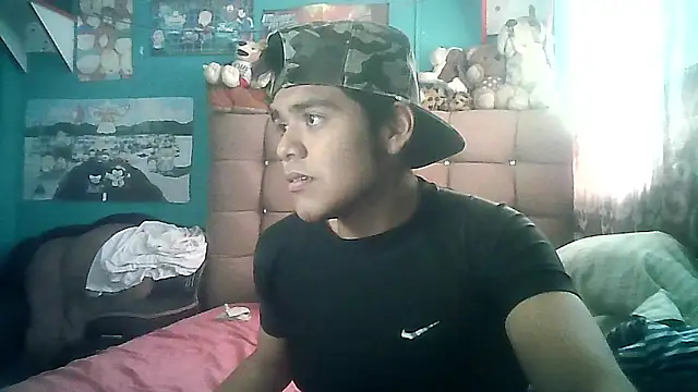 Valesh20 online show from November 24, 2025, 8:20 pm