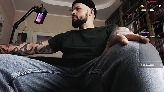 Snapshot of FindomJason chatting on September 26, 2025, 1:51 pm FindomJason online show from September 26, 2025, 1:51 pm