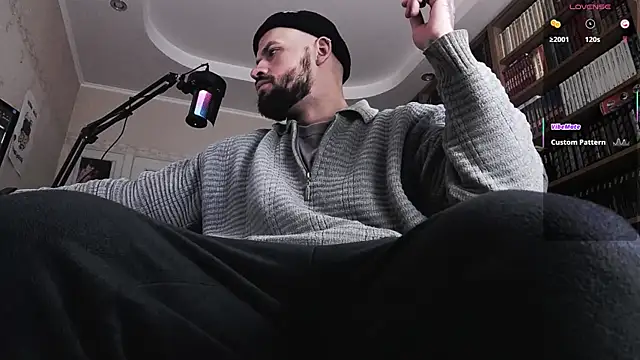 Snapshot of FindomJason chatting on October 1, 2025, 12:53 pm FindomJason online show from October 1, 2025, 12:53 pm