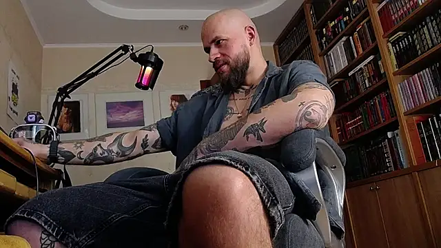 Snapshot of FindomJason chatting on June 24, 2026, 11:09 am FindomJason online show from June 24, 2026, 11:09 am