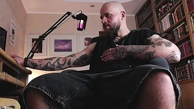 Snapshot of FindomJason chatting on June 13, 2026, 9:02 pm FindomJason online show from June 13, 2026, 9:02 pm