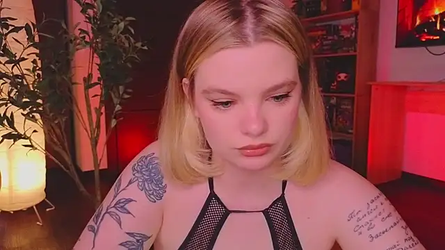 Hottie Jane online show from April 18, 2026, 5:10 am