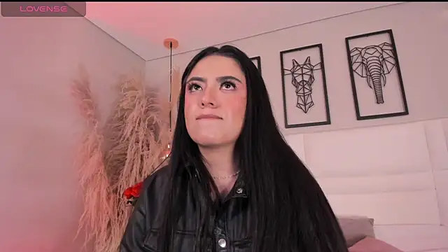 Snapshot of Rebeca_jones chatting on September 15, 2025, 12:27 pm Rebeca jones online show from September 15, 2025, 12:27 pm