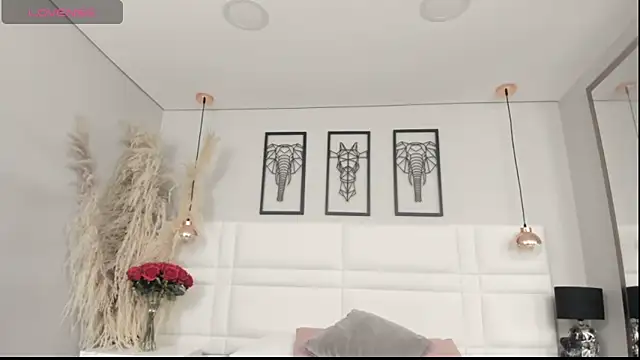 Snapshot of Rebeca_jones chatting on September 25, 2025, 12:11 pm Rebeca jones online show from September 25, 2025, 12:11 pm