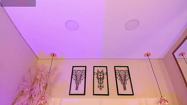 Snapshot of Rebeca_jones chatting on October 30, 2025, 12:03 pm Rebeca jones online show from October 30, 2025, 12:03 pm