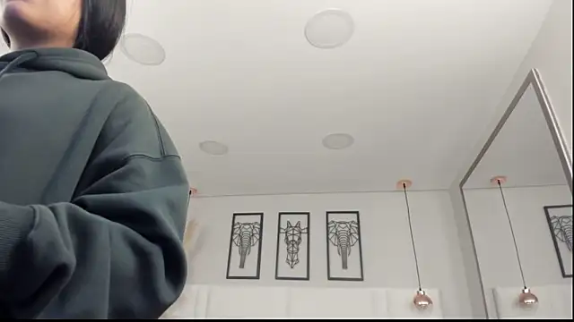 Snapshot of Rebeca_jones chatting on October 2, 2025, 12:08 pm Rebeca jones online show from October 2, 2025, 12:08 pm