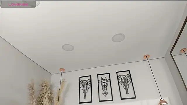 Snapshot of Rebeca_jones chatting on September 9, 2025, 12:25 pm Rebeca jones online show from September 9, 2025, 12:25 pm