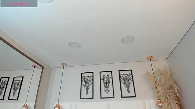 Snapshot of Rebeca_jones chatting on November 6, 2025, 12:20 pm Rebeca jones online show from November 6, 2025, 12:20 pm