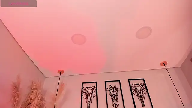 Snapshot of Rebeca_jones chatting on September 19, 2025, 12:09 pm Rebeca jones online show from September 19, 2025, 12:09 pm