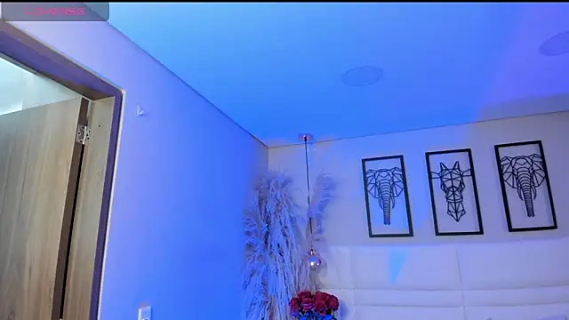 Snapshot of Rebeca_jones chatting on October 22, 2025, 12:26 pm Rebeca jones online show from October 22, 2025, 12:26 pm