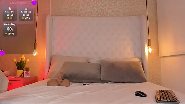 Ashleyy piink online show from September 9, 2025, 10:19 pm