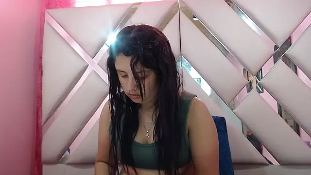 Snapshot of nathaly_low1 chatting on January 10, 2026, 12:22 pm nathaly low1 online show from January 10, 2026, 12:22 pm