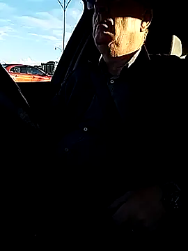 stiffandlubedxh online show from April 8, 2026, 9:38 pm