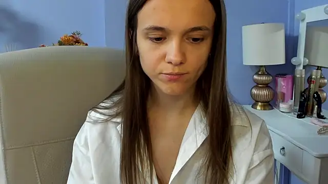 Snapshot of dirtyxEmily chatting on May 6, 2026, 6:50 am dirtyxEmily online show from May 6, 2026, 6:50 am