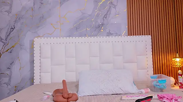 Snapshot of naughty_ebonyy chatting on November 29, 2025, 3:06 am naughty ebonyy online show from November 29, 2025, 3:06 am