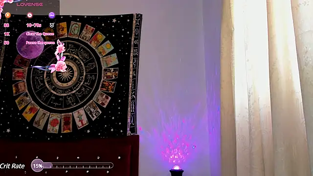 luna del rey  online show from December 2, 2024, 7:33 pm