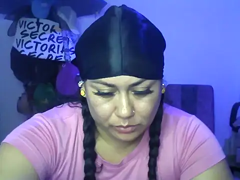 AliceFox Milf online show from February 17, 2026, 4:21 am