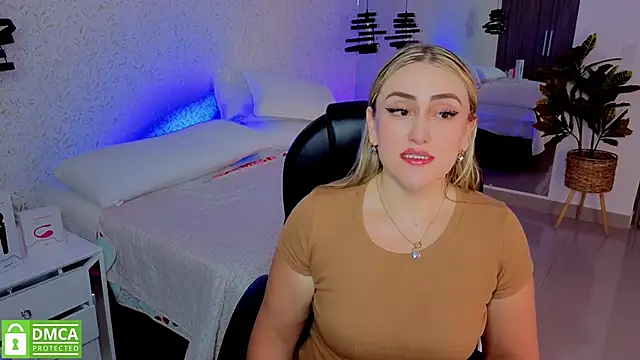 Snapshot of ELA_PS chatting on October 17, 2025, 12:18 pm ELA PS online show from October 17, 2025, 12:18 pm