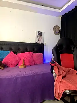 lonely shewolf online show from October 8, 2025, 4:19 pm