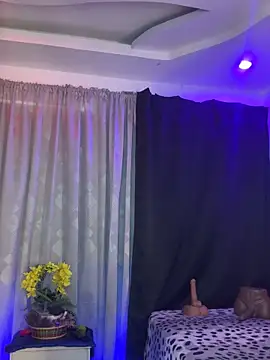 lonely shewolf online show from September 20, 2025, 6:57 pm