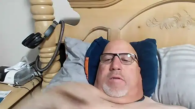 Snapshot of Bigbear0563 chatting on July 5, 2026, 3:41 pm Bigbear0563 online show from July 5, 2026, 3:41 pm
