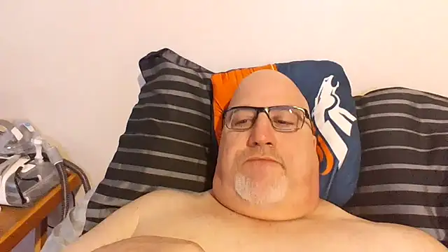 Bigbear0563 online show from March 4, 2025, 5:13 pm