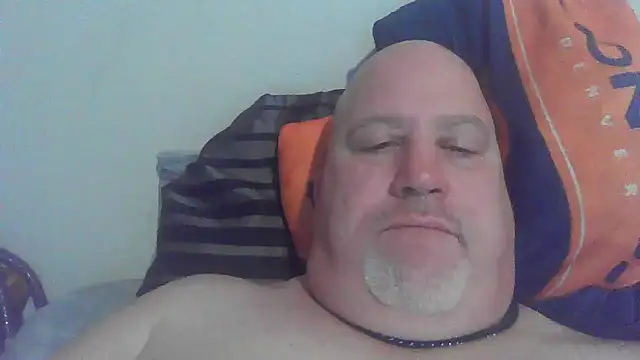 Bigbear0563 online show from February 24, 2025, 1:02 am