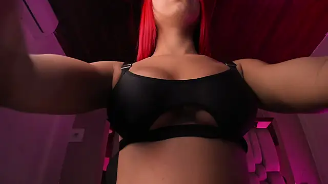 Snapshot of Emmily_Savage chatting on November 12, 2025, 11:36 am Emmily Savage online show from November 12, 2025, 11:36 am