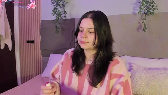 Snapshot of Mey_moon chatting on April 29, 2026, 5:33 am Mey moon online show from April 29, 2026, 5:33 am