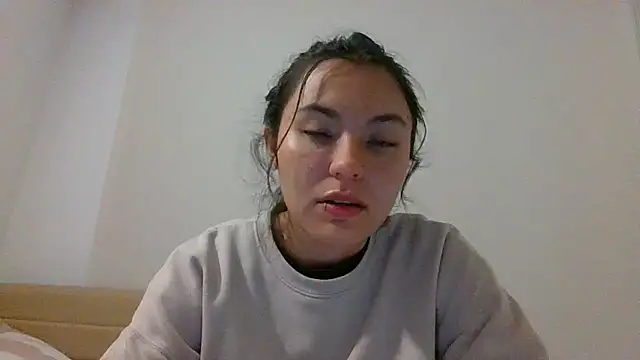  andygirl online show from June 11, 2026, 12:32 am