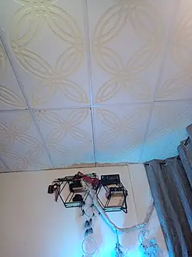 Snapshot of Piafisher1 chatting on October 1, 2025, 1:22 am Piafisher1 online show from October 1, 2025, 1:22 am