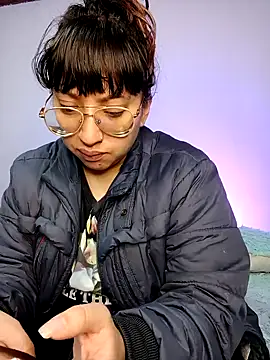 Snapshot of Piafisher1 chatting on November 28, 2025, 1:17 am Piafisher1 online show from November 28, 2025, 1:17 am