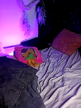 Snapshot of Piafisher1 chatting on March 18, 2025, 4:39 pm Piafisher1 online show from March 18, 2025, 4:39 pm