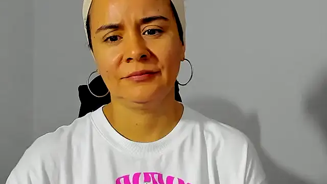 Sami Hotie1 online show from February 11, 2026, 9:25 pm