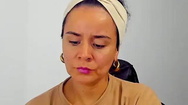 Sami Hotie1 online show from February 10, 2026, 12:31 am