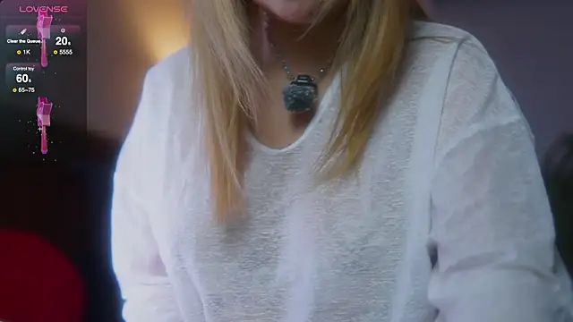 Snapshot of laybunny1 chatting on January 6, 2026, 7:18 pm laybunny1 online show from January 6, 2026, 7:18 pm