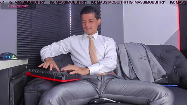 massimo g online show from April 20, 2026, 1:13 pm