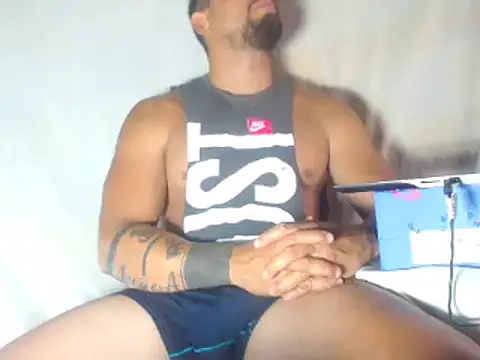 sebasx412 online show from April 14, 2026, 8:25 pm