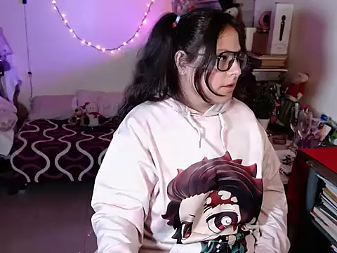 Snapshot of _lilith_heavy chatting on December 17, 2025, 9:58 am lilith heavy online show from December 17, 2025, 9:58 am