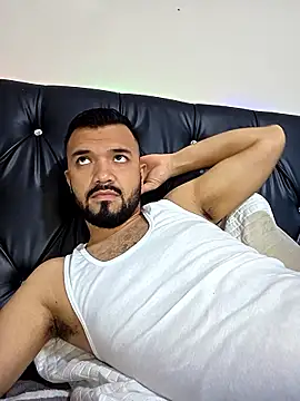 mathew vidal1 online show from January 12, 2026, 4:52 am